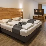 Maiers Hotel 3*